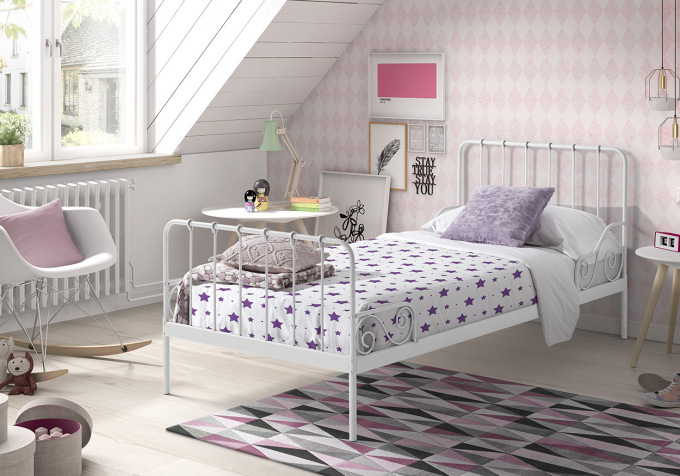 Lit jeune Alik : sommier inclus, matelas non inclus Lit jeune Alik : sommier inclus, matelas non inclus