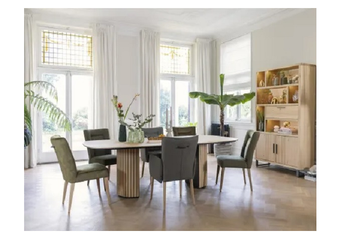 Chaise Olivera Henders & Hazel